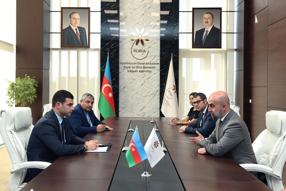 Состоялась встреча между председателем правления KOBIA Орханом Мамедовым и председателем правления ASTA Фаридом Мамедовым.